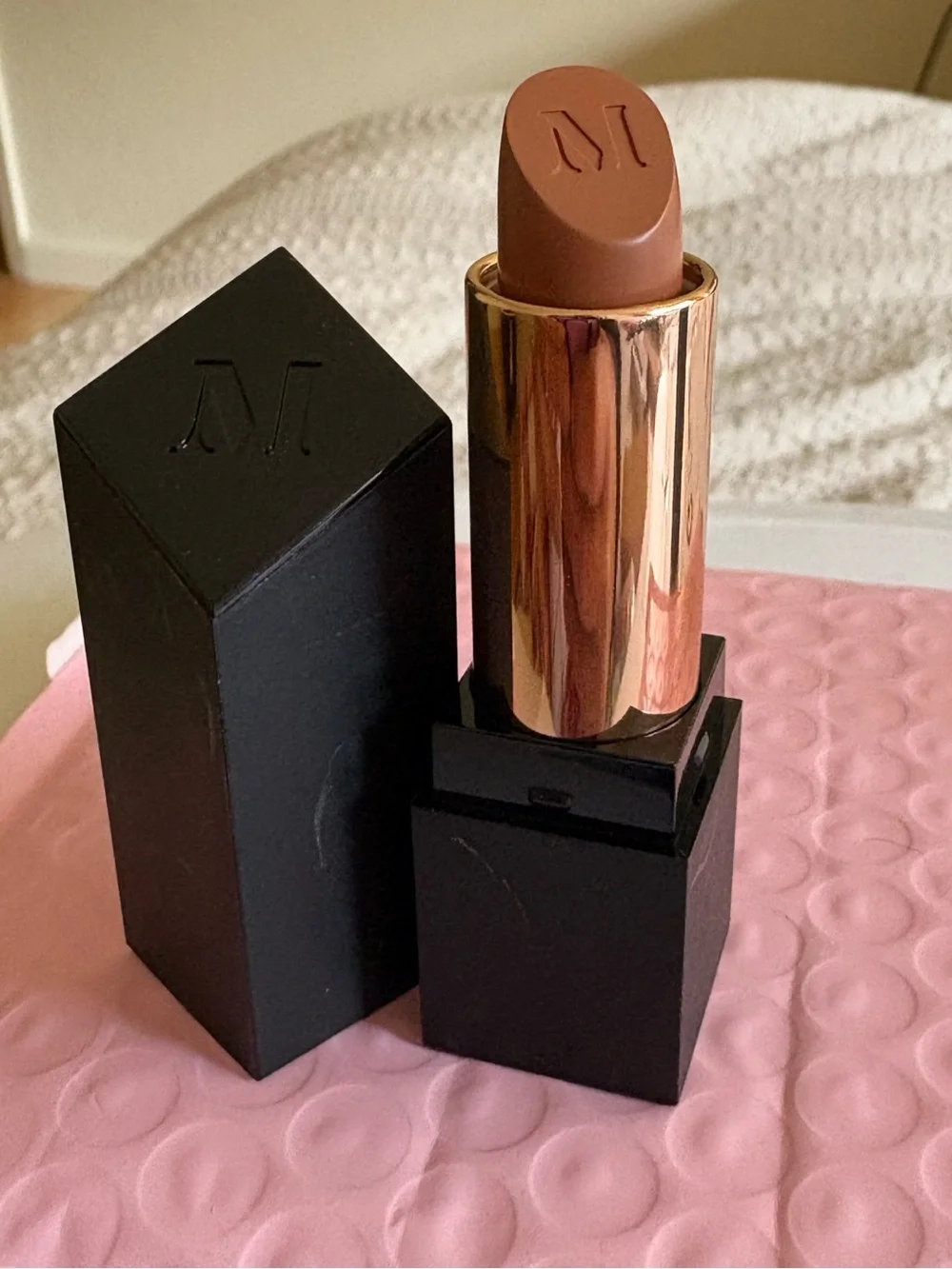 Morphe Commit Chai Latte Mega Matte / Warm Nude / Brown Nude Super Mat Lipstick
